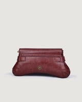 شنطة نرجس النسائية جلد بلون عودي.