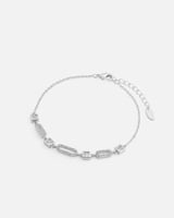 اسوارة نسائية بتصميم أنيق بلون فضي