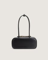 شنطة ترف النسائية باللون الأسود