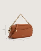 ‎ شنطة نسائية أنيقة بلون بني