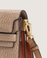 شنطة لمار النسائية بلون البيج والبني