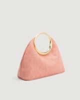 شنطة نسائية بحجم صغير وبلون وردي