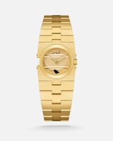 طقم نسائي يميز حضورك