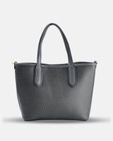 شنطة نسائية بمقاس متوسط بلون رمادي