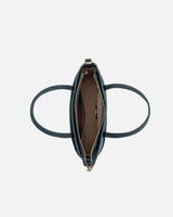 شنطة نسائية لأناقتك في كل الأوقات بلون أخضر.