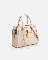 شنطة عملية من الجلد الفاخر بلون بيج