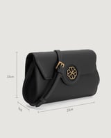 شنطة نسائية بتصميم أنيق بلون أسود