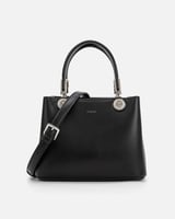 شنطة نسائية كلاسيك بلون أسود