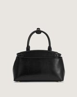 شنطة نسائية من الجلد الفاخر بلون أسود