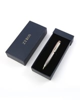 قلم رجالي كلاسيك بلون فضي وذهبي