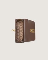 شنطة نسائية بلون بني بحجم متوسط لكل الأوقات