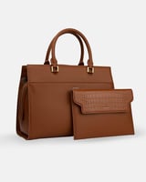 شنطة نسائية بحجم متوسط من الجلد بلون بني