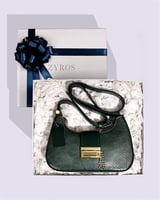 بوكس هدية لشنطة نسائية بتصميم عملي