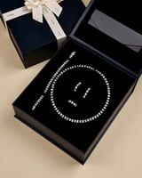 طقم نسائي ساحر بلون فضي