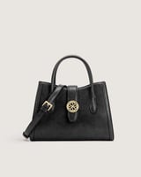 شنطة تناسب اطلالتك اليومية بلون أسود