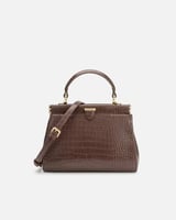 شنطة نسائية بحجم لكل يوم بلون بني