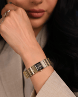 ساعة نسائية بسير ستيل باللون الذهبي