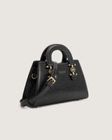 شنطة نسائية بمقاس متوسط بلون أسود