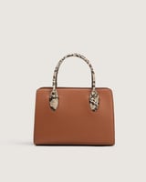 شنطة نسائية بمقاس متوسط باللون البني