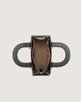 شنطة نسائية بمقاس متوسط بلون زيتي