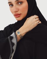 ساعة نسائية بسير ستيل بلون ذهبي