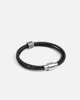 اسوارة رجالية بتصميم اسورتين من الجلد بلون أسود