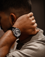 ساعة وقت الرجالية لأناقتك بلون أسود