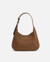 شنطة نسائية تناسب كل يوم بلون بني