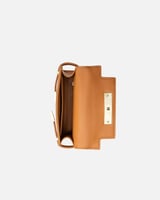 شنطة نسائية لكل الأوقات بلون بني