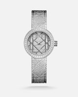 طقم هدية نسائية يُكمل جمال أناقتك