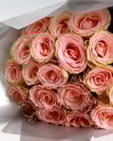 باقة ورد راقيه من ورود الروز