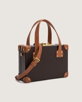 شنطة ياقوت النسائية من الجلد بلون أسود وبني.