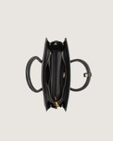 شنطة ورد النسائية جلد بلون أسود