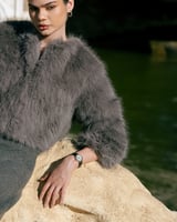 ساعة نسائية بسير من الجلد بلون أسود