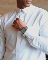 ساعة رجالية من الستيل باللون الفضي