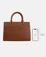 شنطة نسائية بحجم متوسط من الجلد بلون بني