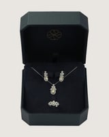 طقم اكسسوار نسائي ناعم بلون فضي وأصفر