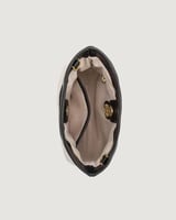 شنطة نسائية بتصميم راقي وحجم مناسب بلون أسود و أبي...