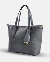 شنطة نسائية بمقاس متوسط بلون رمادي