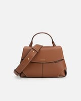 شنطة نسائية ذات حجم واسع بلون بني