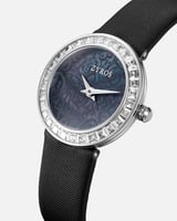 ساعة نسائية بسير من الجلد بلون أسود