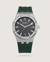 ساعة رجالية بسير من الربل بلون أخضر.