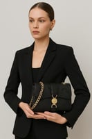 شنطة لوسيا النسائية بتصميم مبتكر بلون أسود