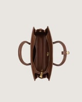 شنطة ورد النسائية جلد بلون بني