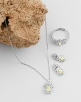 طقم اكسسوار نسائي ناعم بلون فضي وأصفر