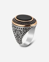 خاتم رجالي من الفضة بحجر بلون أسود