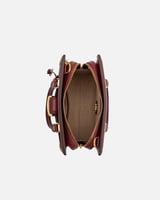 شنطة عملية من الجلد الفاخر بلون عودي