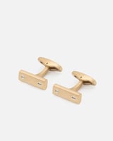 كبك رجالي بتصميم مثالي بلون ذهبي