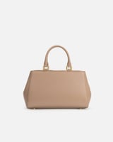 شنطة نسائية بلون ترابي بمقاس واسع