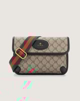 طقم هدية للجنسين من شنطة ومحفظة وميدالية